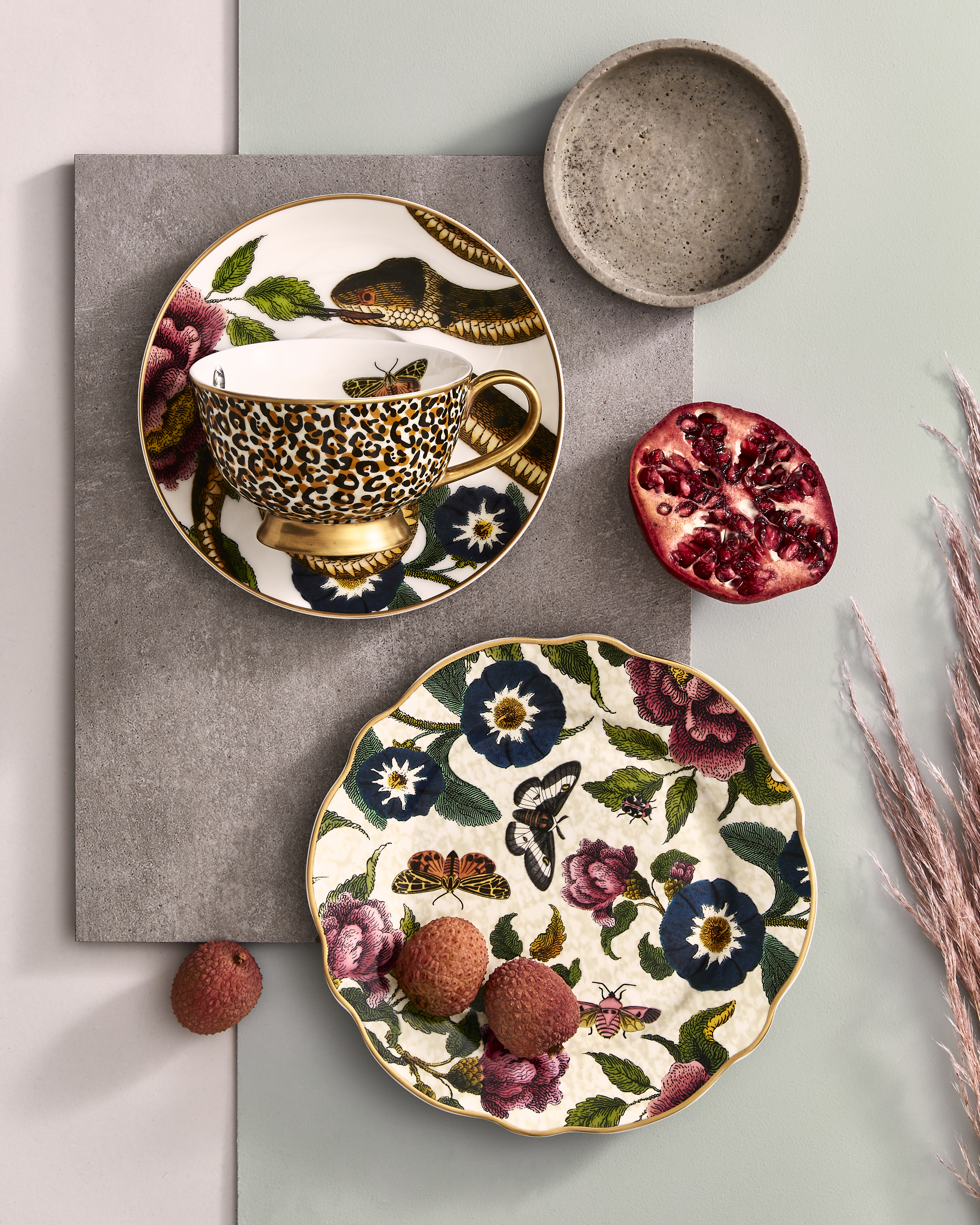 Creatures of Curiosity  Leopard Coupe Teacup and Saucer (Leopard/Snake) image number null